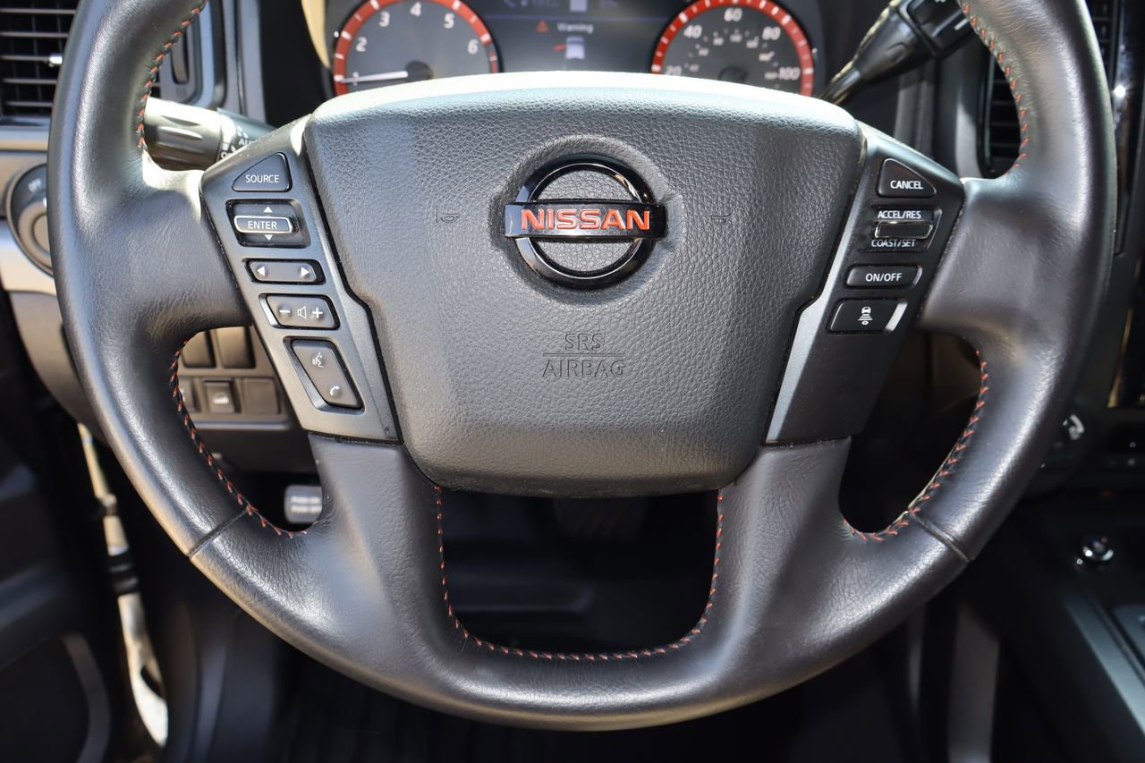 Used 2021 Nissan Titan PRO-4X w/ Pro-4x Convenience Package AWD/4WD image 12