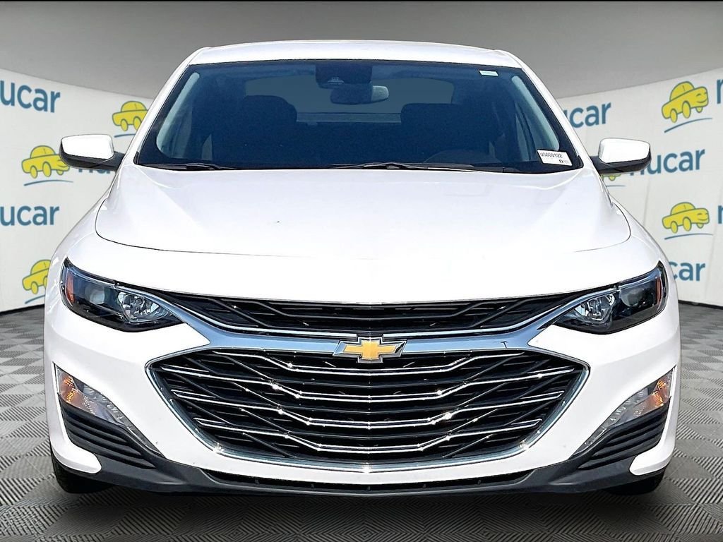 Used 2024 Chevrolet Malibu LT FWD image 2