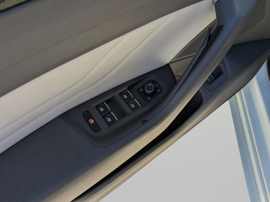 Used 2023 Volkswagen Arteon SEL Premium AWD/4WD image 19
