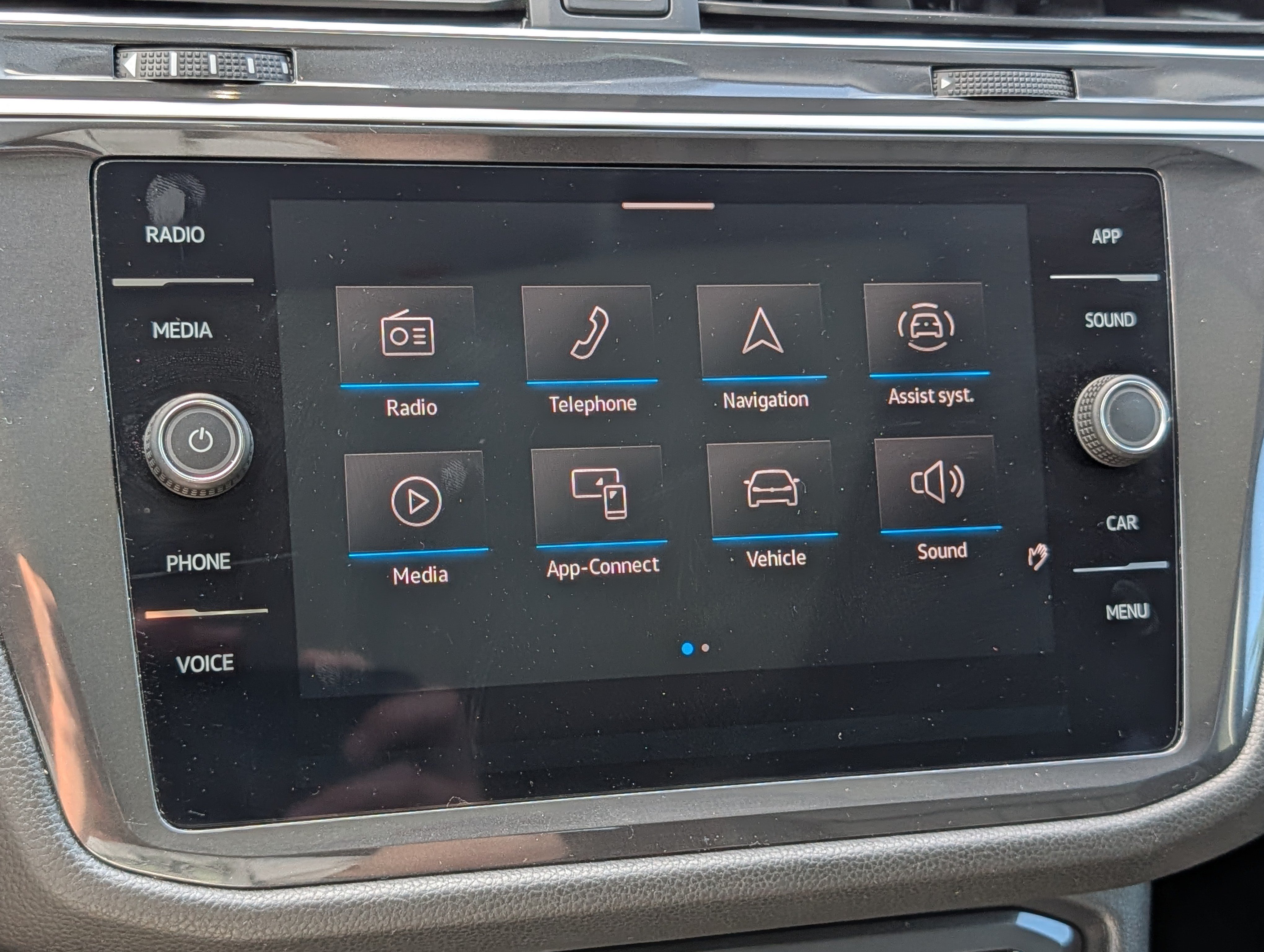 Certified 2024 Volkswagen Tiguan Wolfsburg Edition w/ Panoramic Sunroof Package AWD/4WD image 21