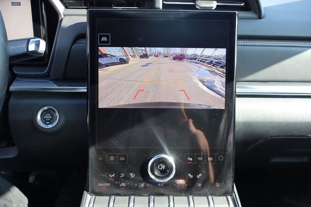 Used 2025 GMC Terrain Elevation image 20