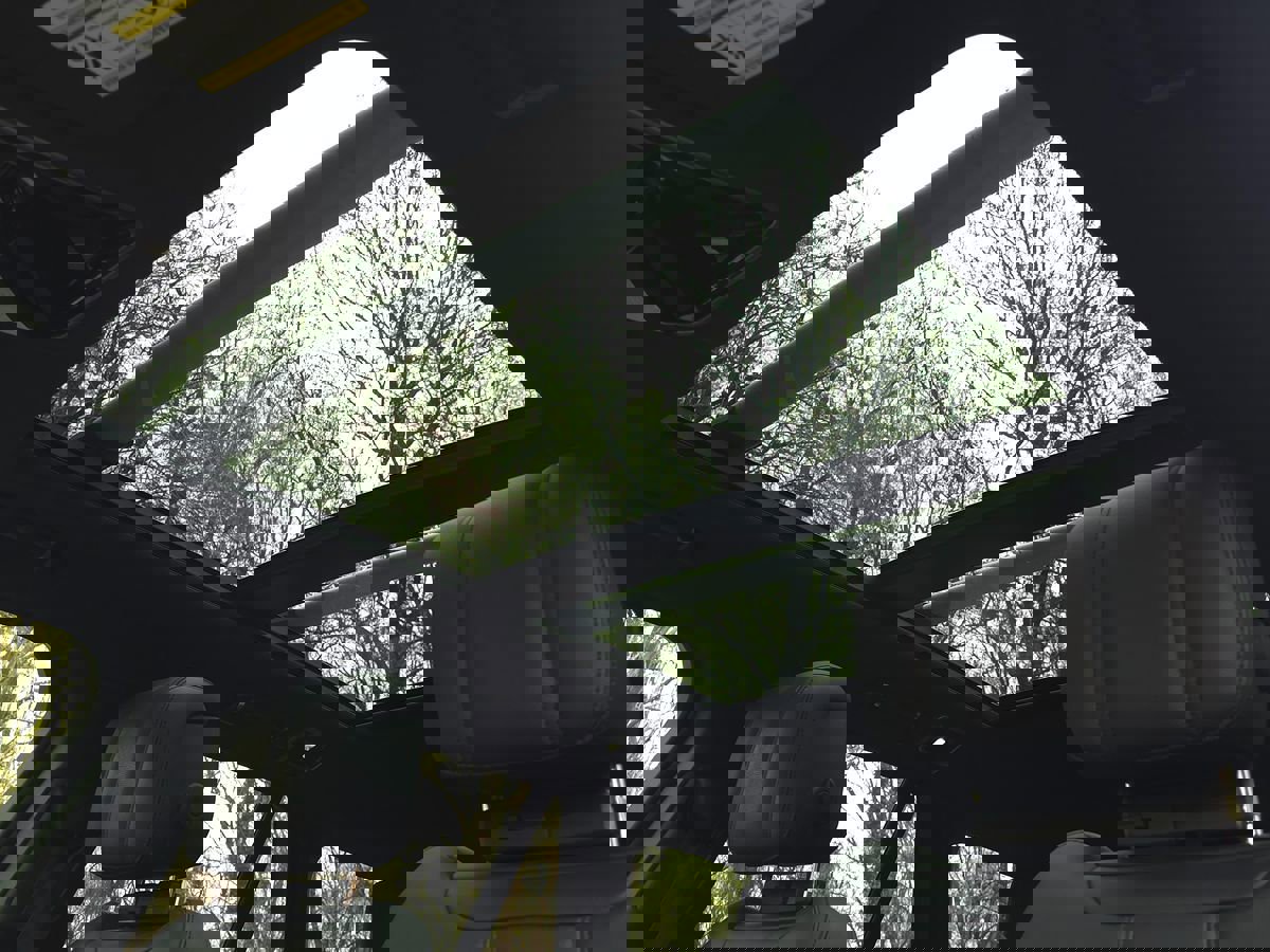 Used 2020 Land Rover Range Rover image 56