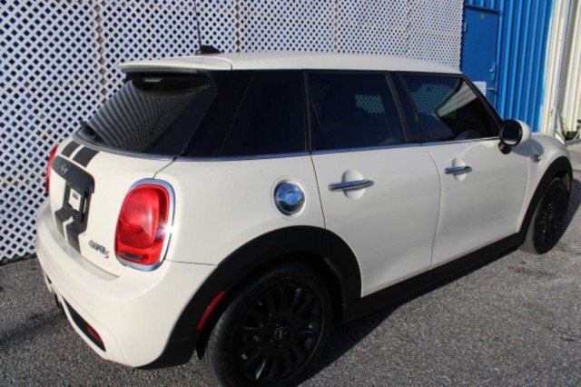 Used 2017 MINI Cooper S image 3