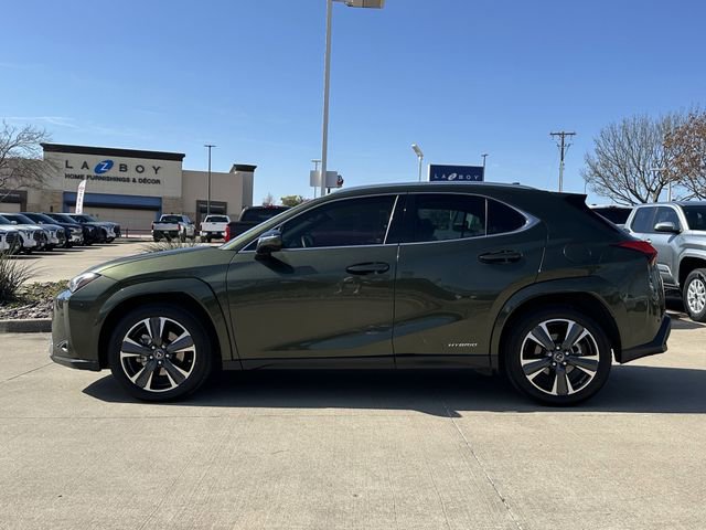 Used 2022 Lexus UX 250h 250h Base w/ Premium Package image 2