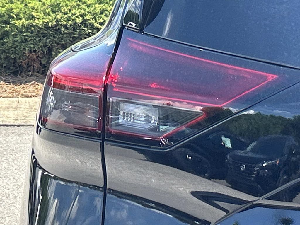 New 2026 Nissan Rogue Dark Armor FWD image 12