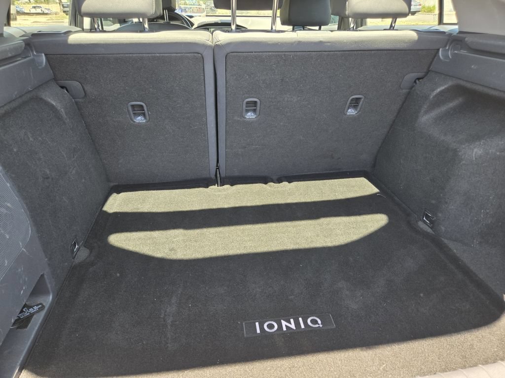 Used 2017 Hyundai Ioniq Limited FWD image 23