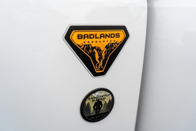 Used 2023 Ford Bronco Badlands w/ Sasquatch Package image 27