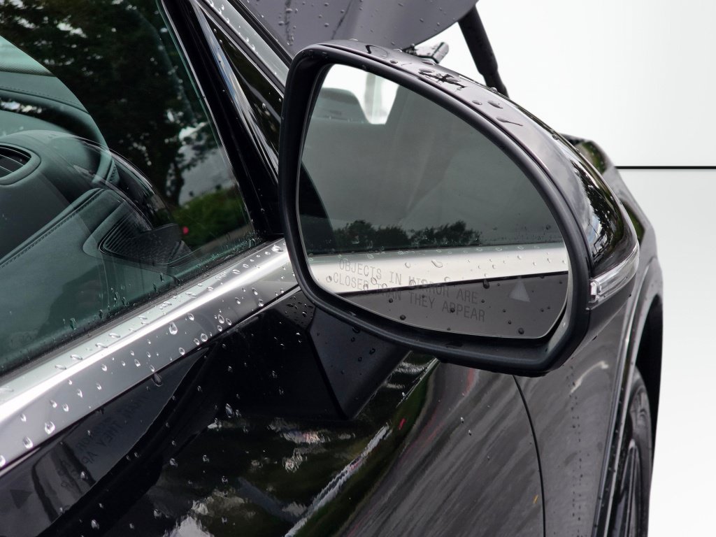 Used 2026 Mercedes-Benz GLC 300 4MATIC image 27
