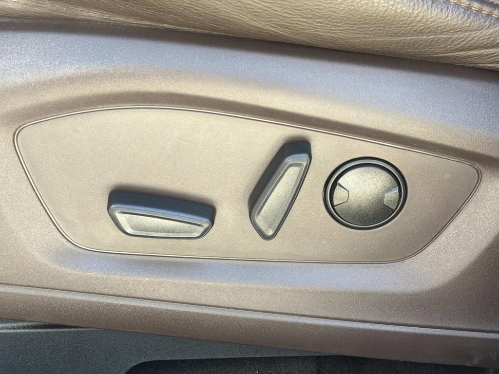 Used 2023 Ford Explorer King Ranch w/ Class IV Trailer Tow Package image 17