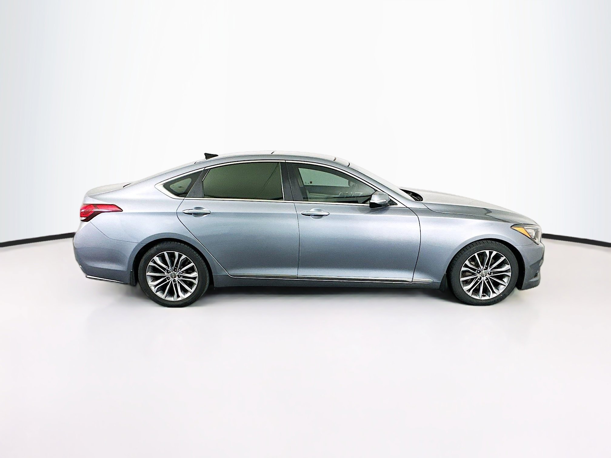 Used 2015 Hyundai Genesis 3.8 w/ Option Group 04 RWD image 10