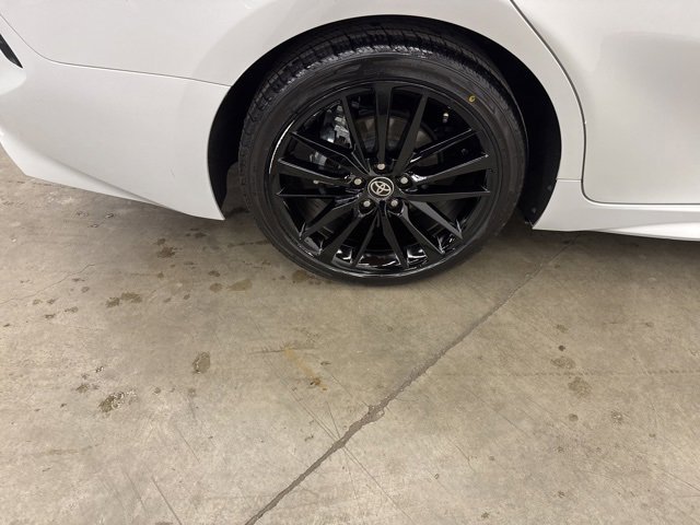 Used 2024 Toyota Camry XSE image 29