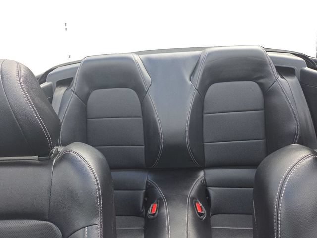 Used 2022 Ford Mustang Premium RWD image 13