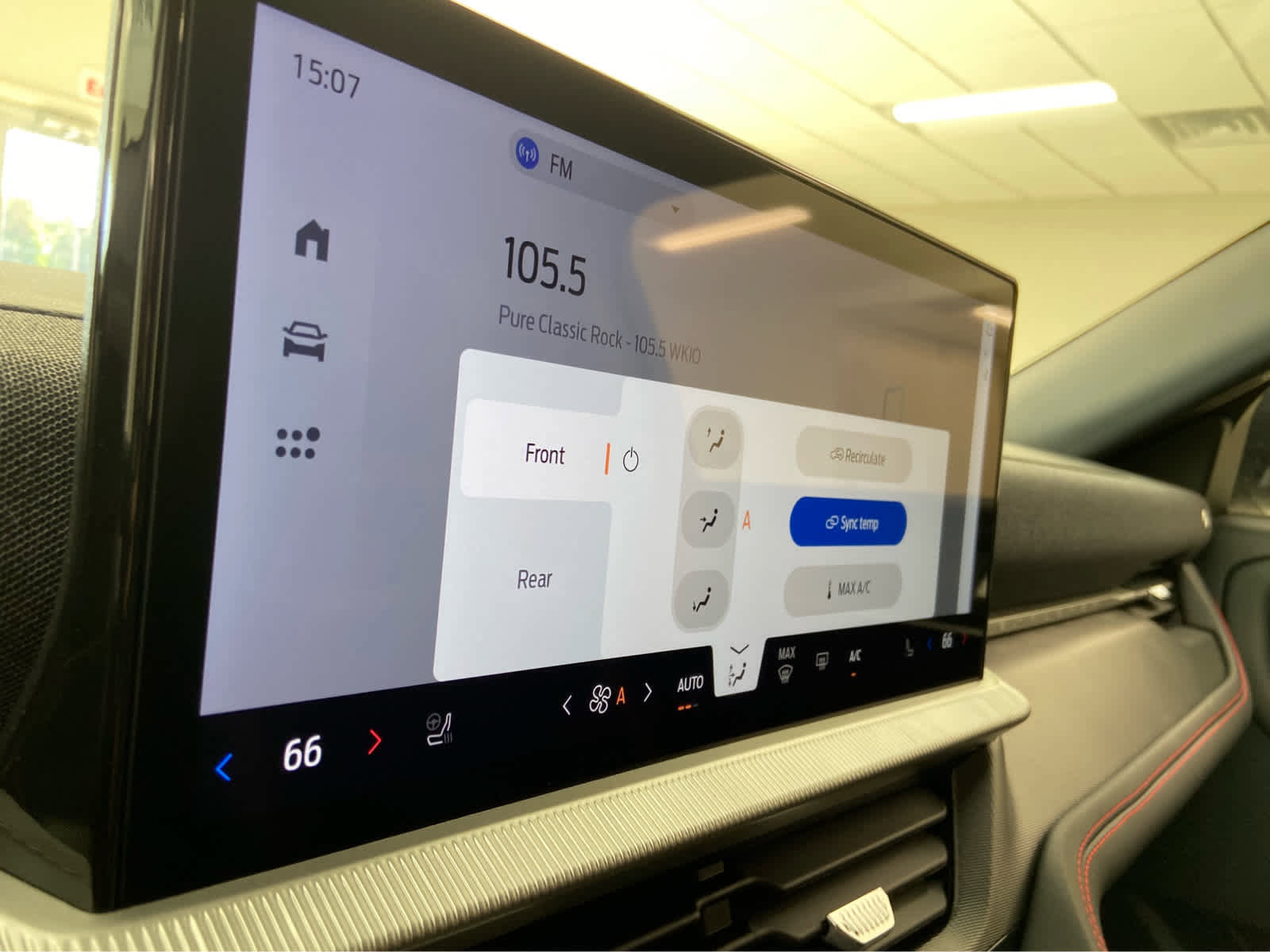 New 2025 Ford Explorer ST image 28
