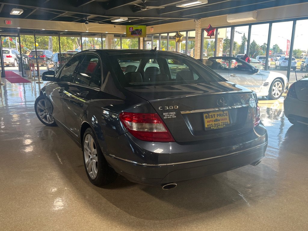 Used 2008 Mercedes-Benz C 300 4MATIC Sedan image 3