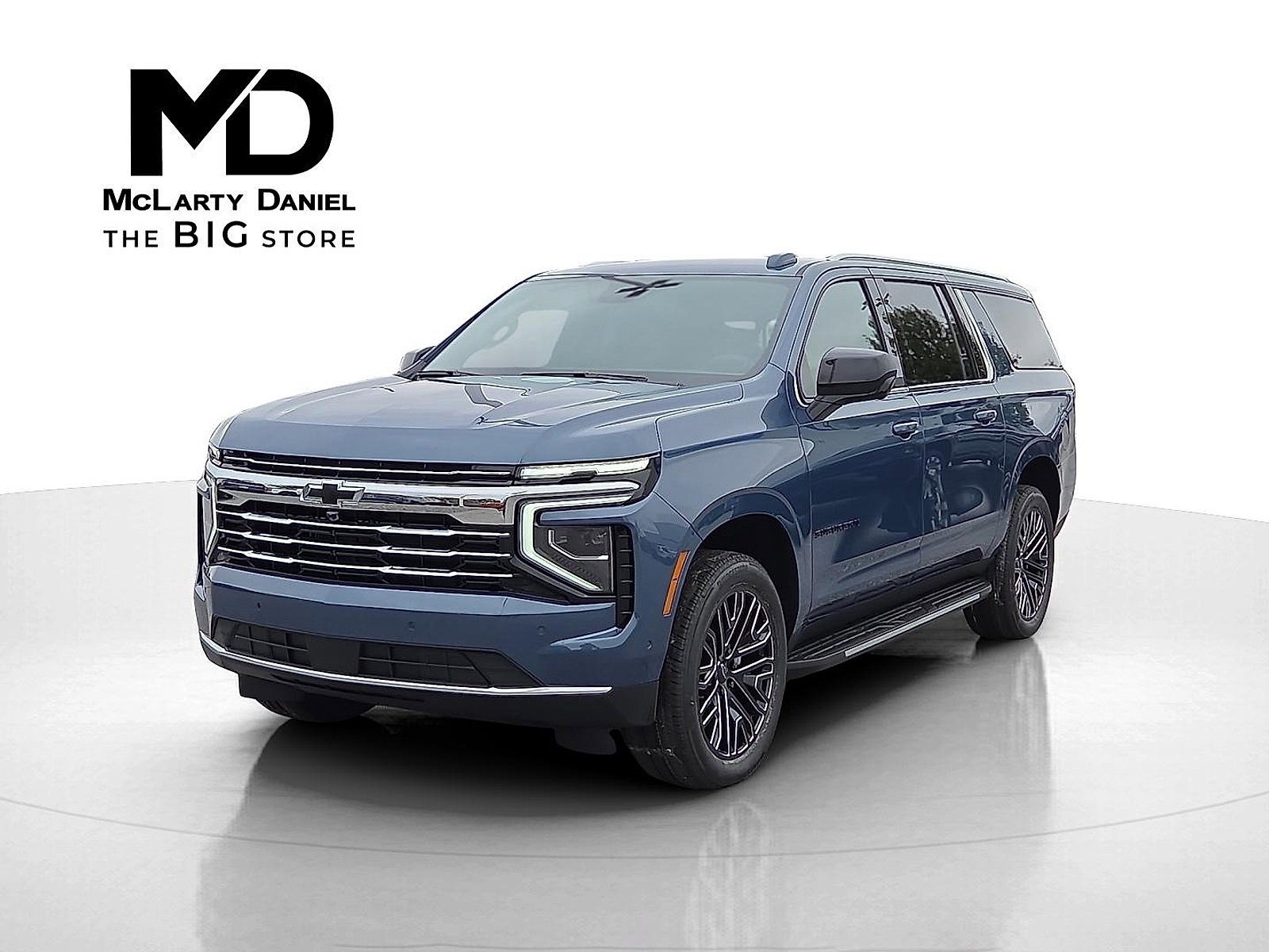 New 2026 Chevrolet Suburban LT w/ LPO, Dark Essentials Package image 2