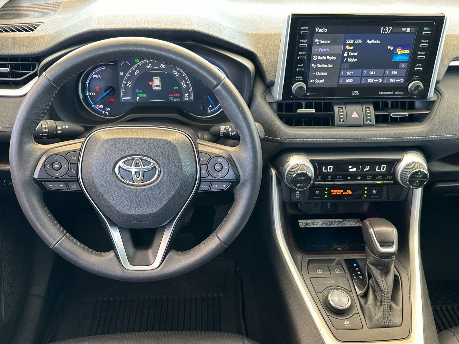 Used 2021 Toyota RAV4 Limited image 14