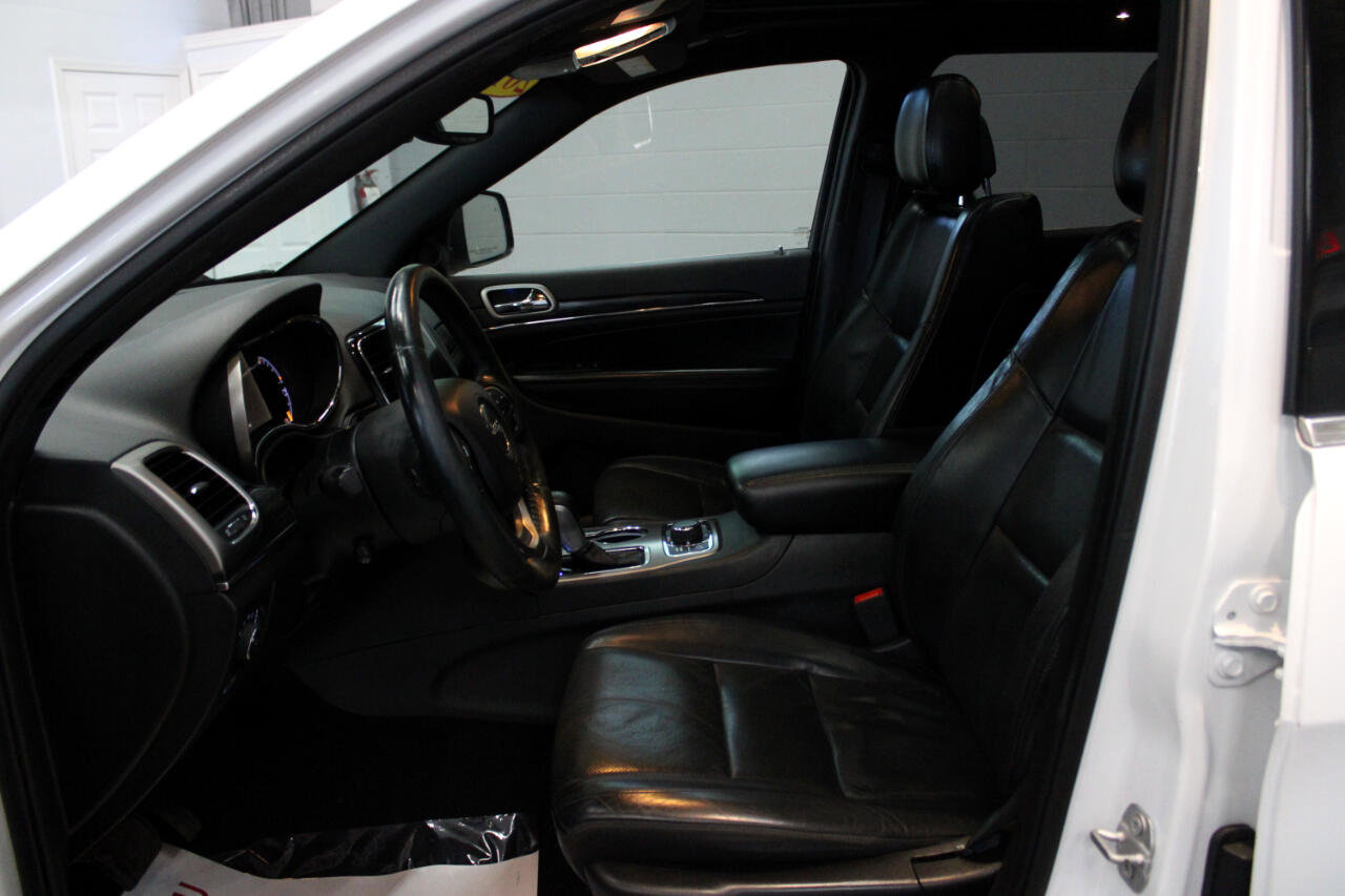 Used 2020 Jeep Grand Cherokee Limited w/ Luxury Group II image 10