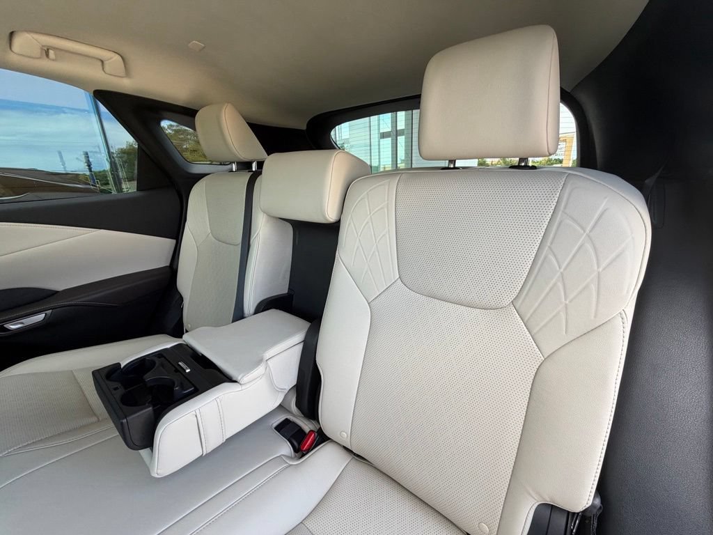 Used 2024 Lexus RX 350 Premium Plus w/ Convenience Package AWD/4WD image 19