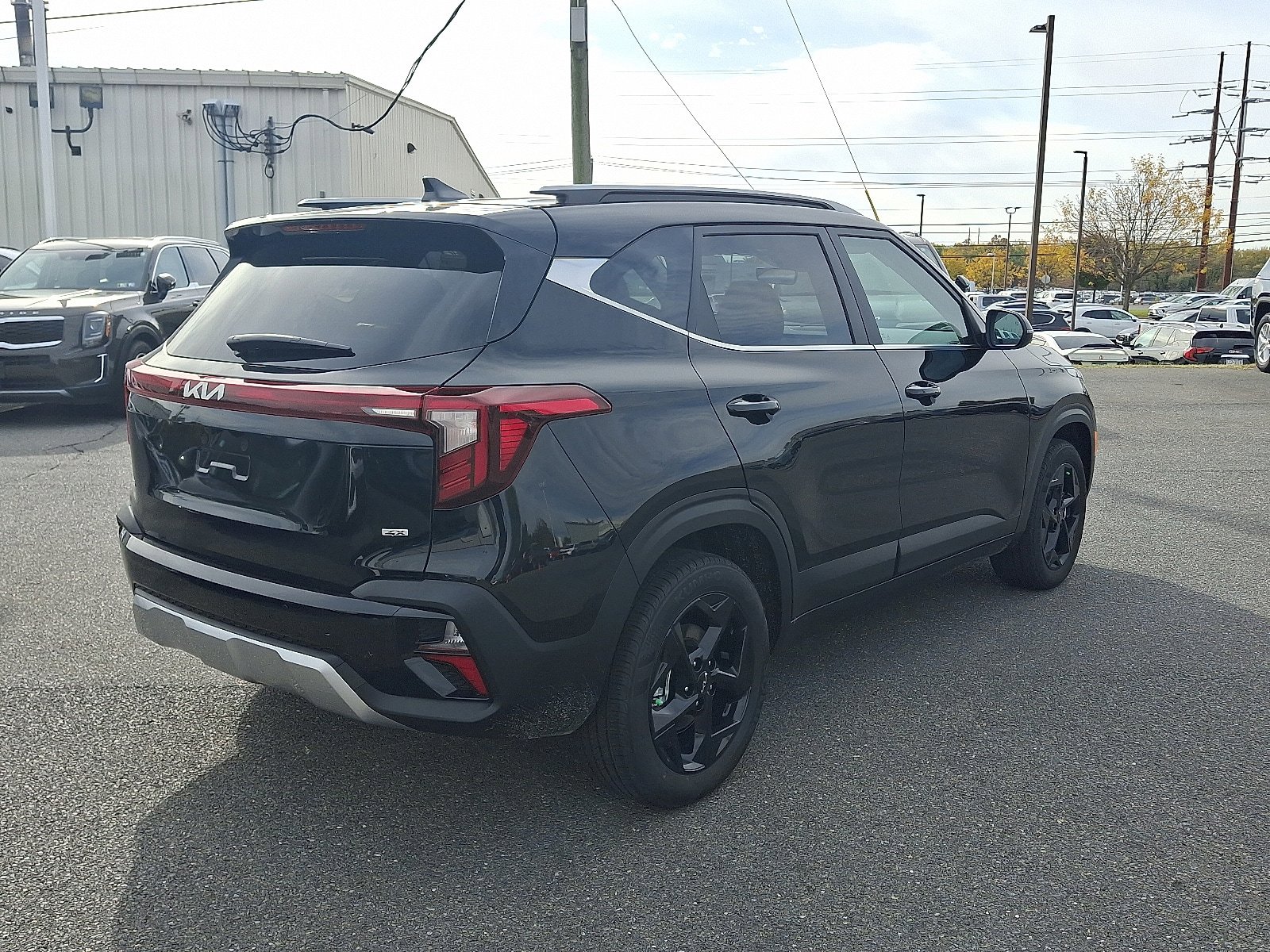 New 2026 Kia Seltos EX w/ EX Sunroof Package AWD/4WD image 3