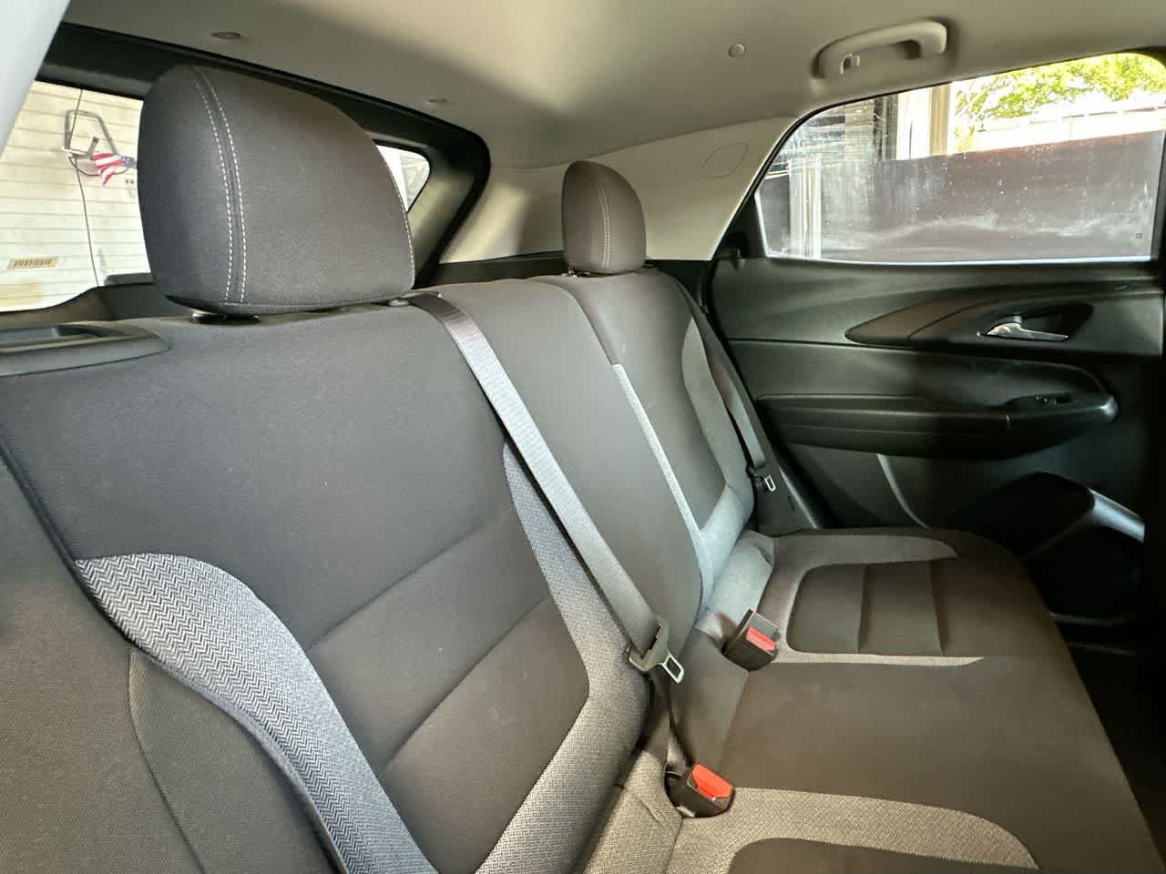 Used 2025 Chevrolet TrailBlazer LT AWD/4WD image 26