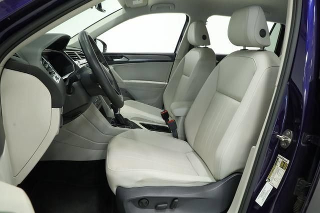 Certified 2023 Volkswagen Tiguan SE FWD image 24