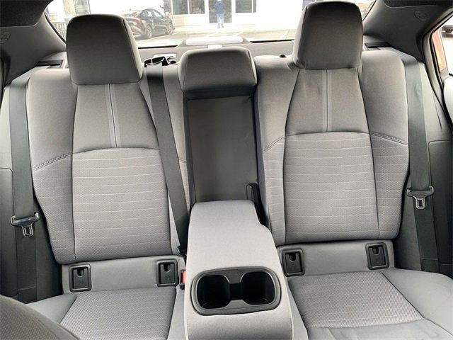Used 2025 Toyota Corolla SE image 30