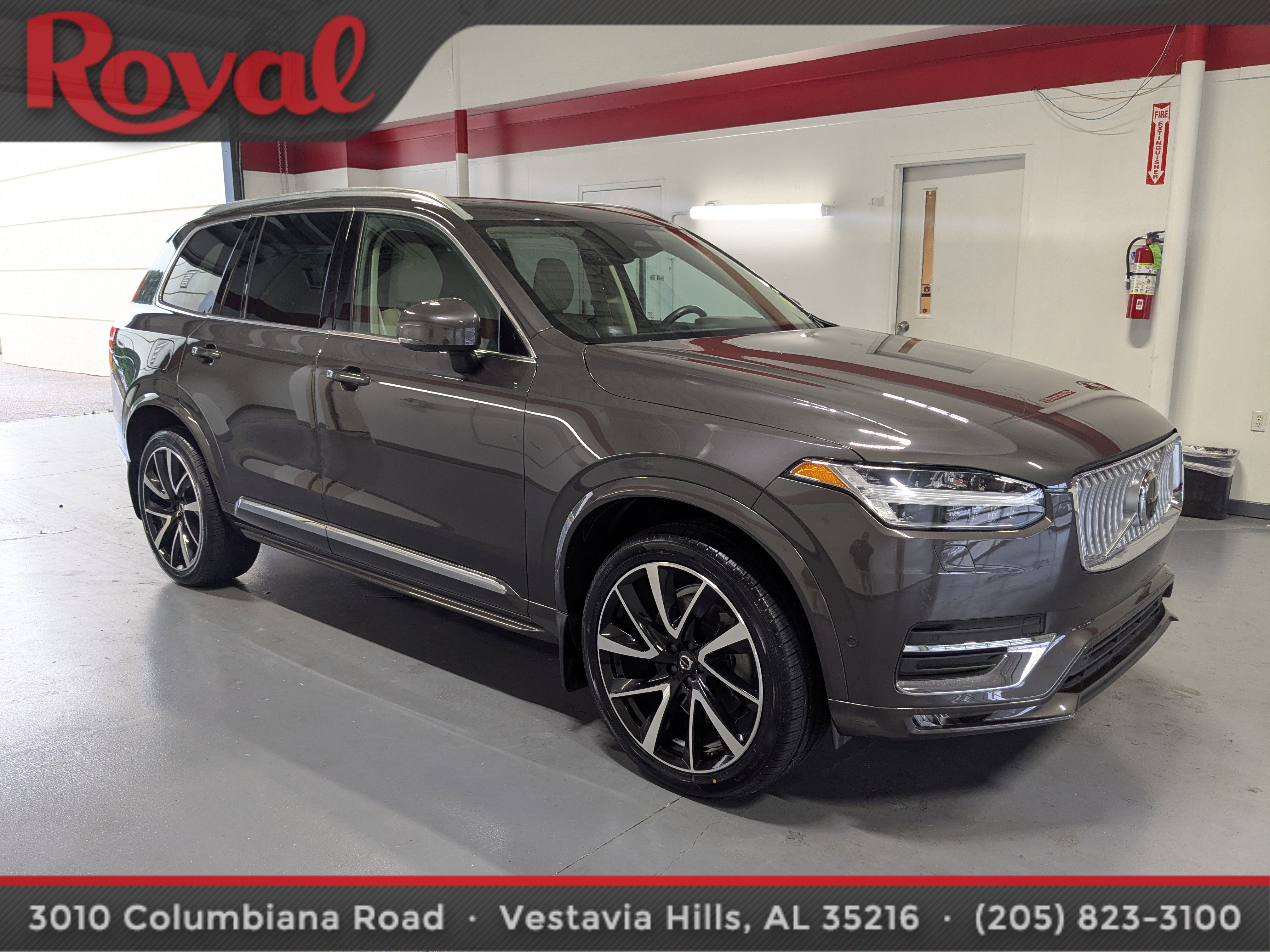 Certified 2023 Volvo XC90 B6 Plus w/ Protection Package Premier AWD/4WD image 5