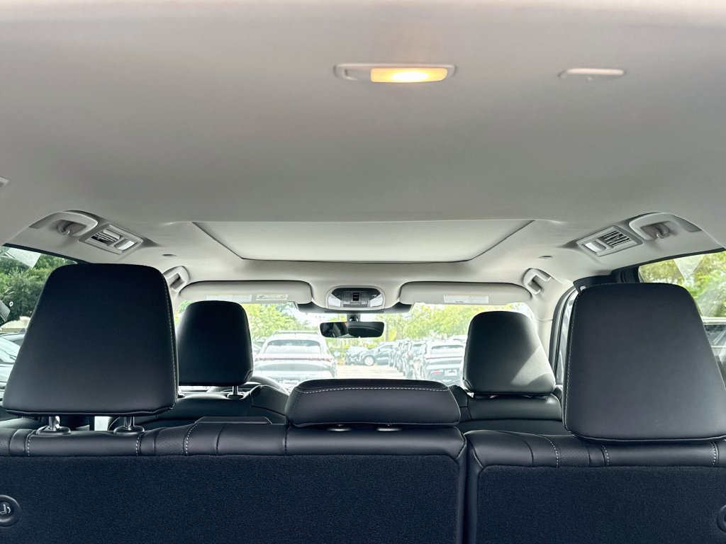 New 2027 INFINITI QX60 Luxe w/ Cargo Package FWD image 28