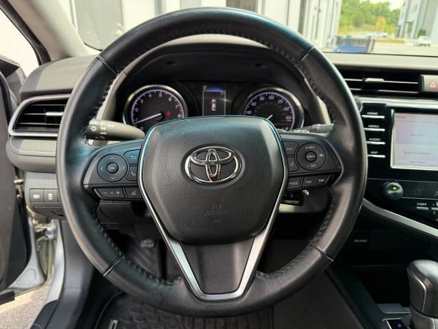 Used 2020 Toyota Camry SE FWD image 26