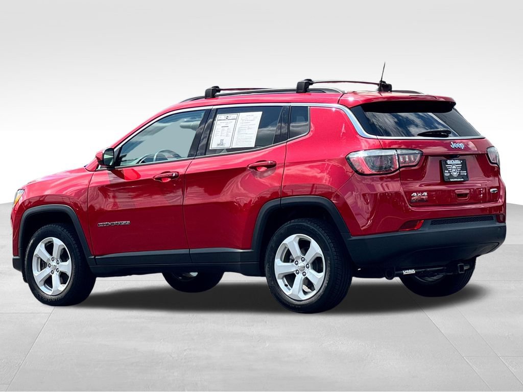 Used 2018 Jeep Compass Latitude w/ Popular Equipment Group AWD/4WD image 5
