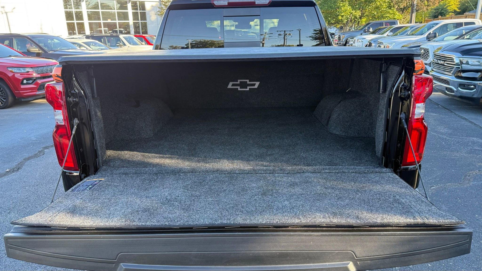 Used 2024 Chevrolet Silverado 1500 LTZ w/ LTZ Convenience Package II image 9