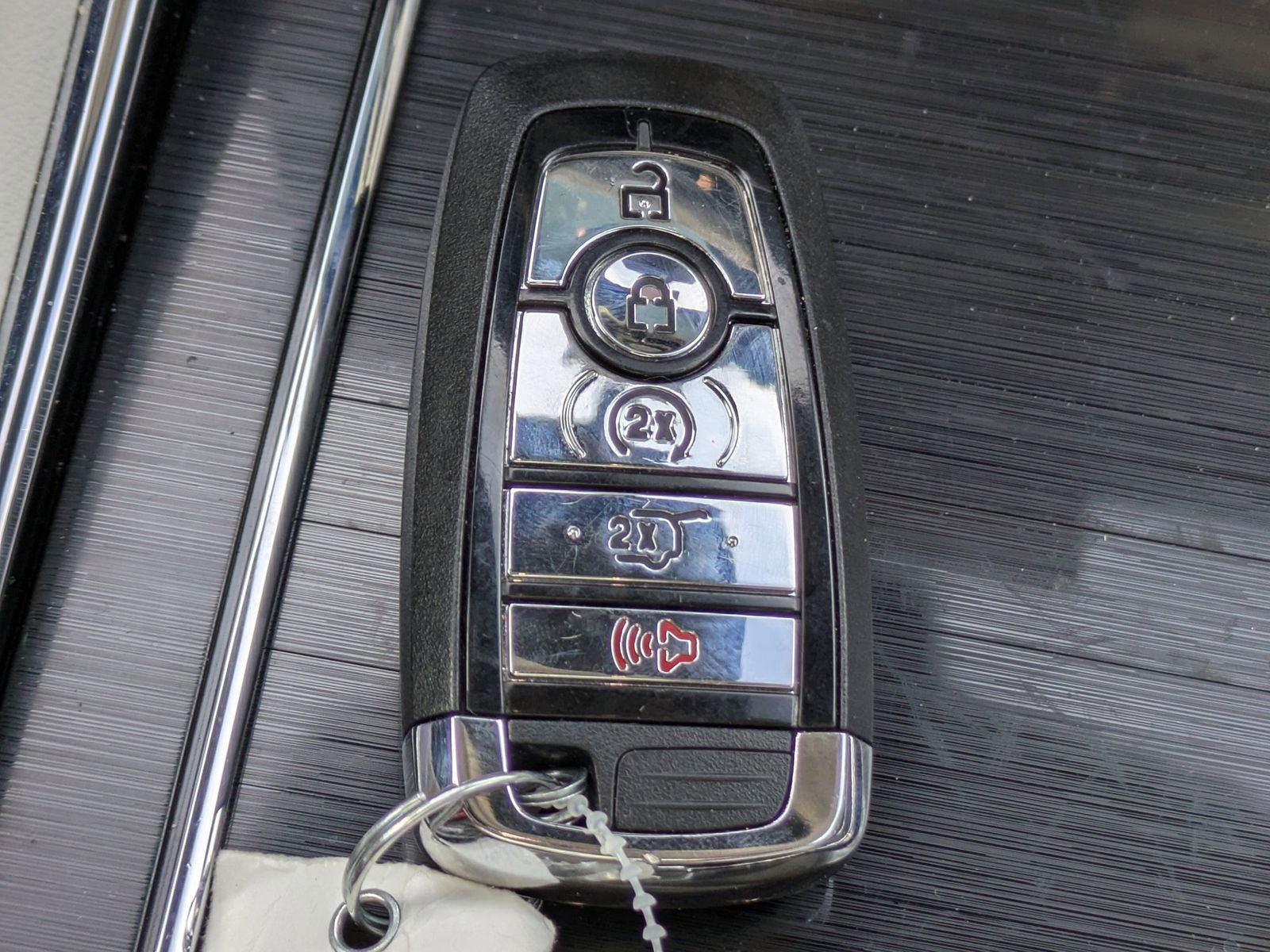 Certified 2025 Lincoln Aviator Reserve image 32