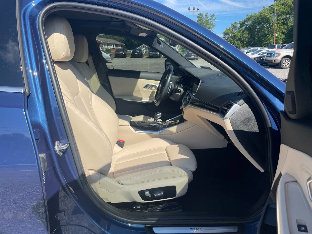 Used 2021 BMW 330i xDrive Sedan image 13