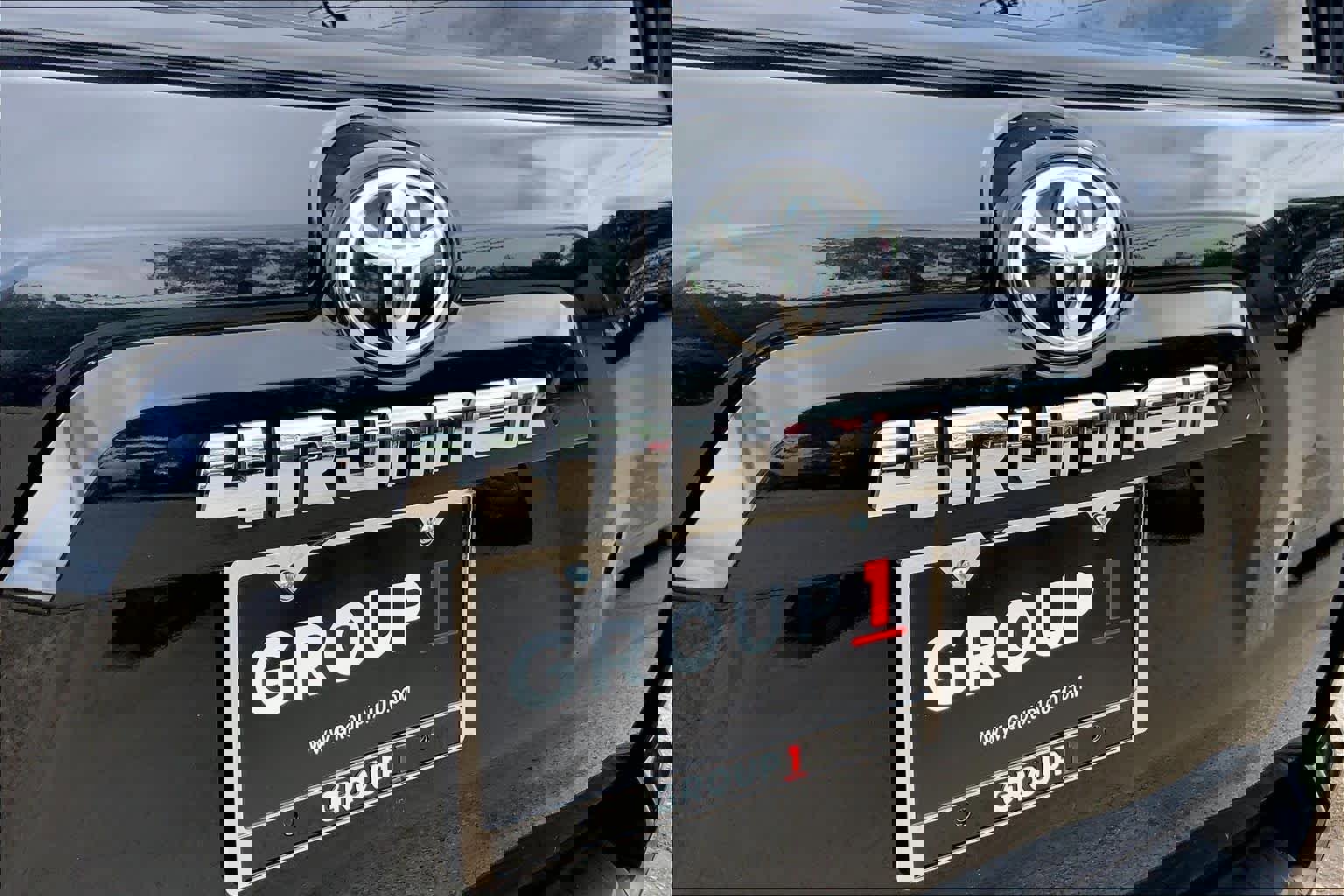 Used 2024 Toyota 4Runner SR5 AWD/4WD image 30