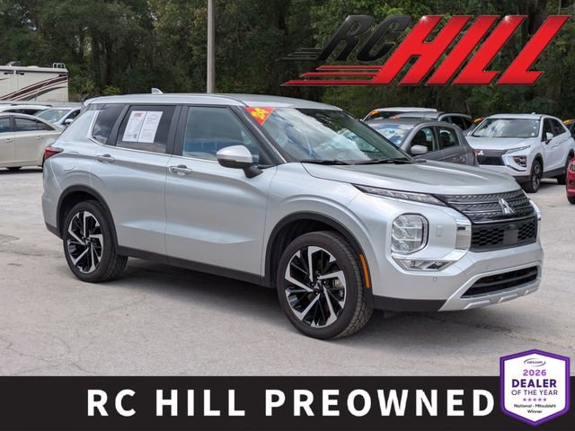 Used 2024 Mitsubishi Outlander SE