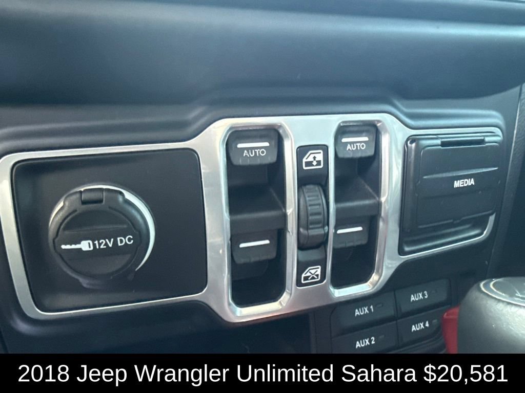 Used 2018 Jeep Wrangler Unlimited Sahara AWD/4WD image 28