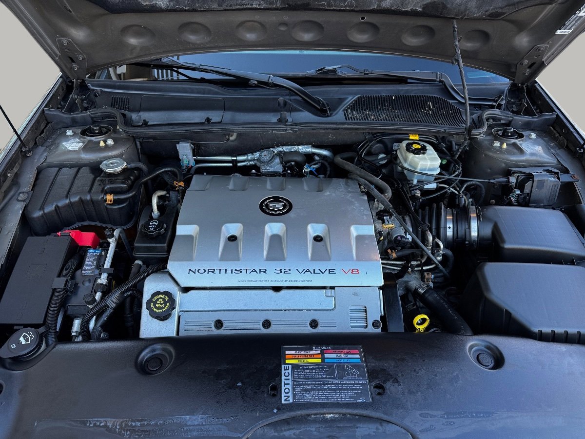 Used 2002 Cadillac De Ville w/ Comfort/Convenience Pkg image 27