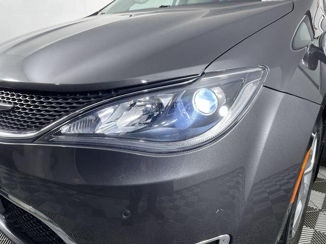 Used 2020 Chrysler Pacifica Limited w/ Advanced Safetytec Group image 50