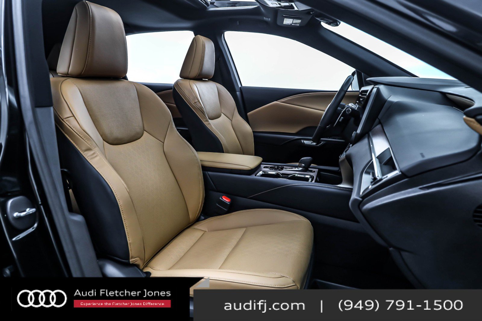 Used 2024 Lexus RX 350 Premium Plus w/ Convenience Package image 6