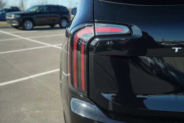 Used 2024 Kia Telluride EX w/ EX Captain's Chair Package image 42