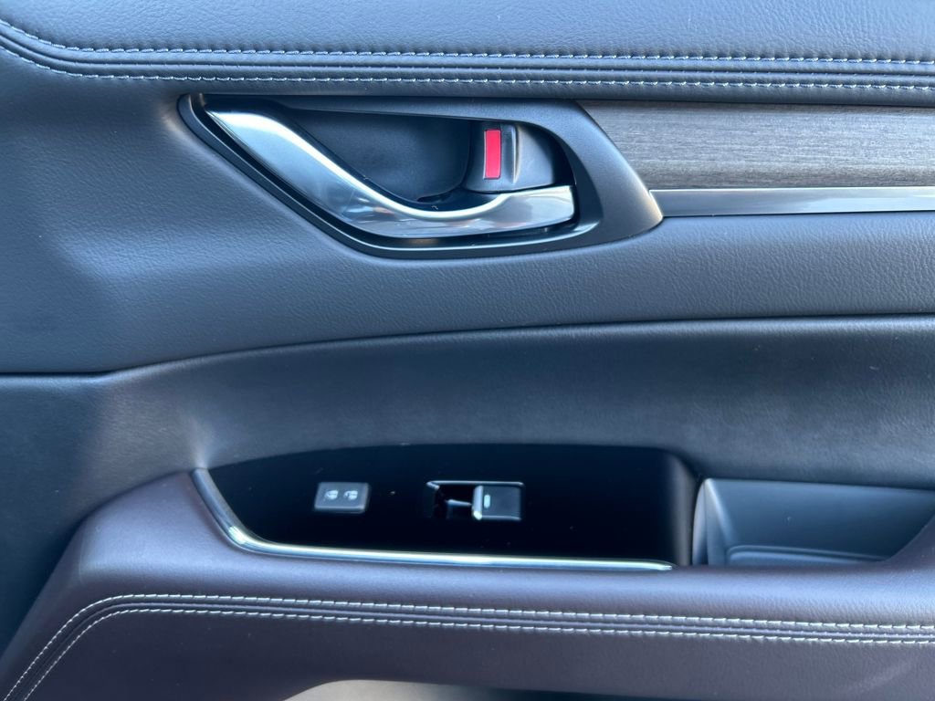 New 2025 MAZDA CX-5 Signature image 28