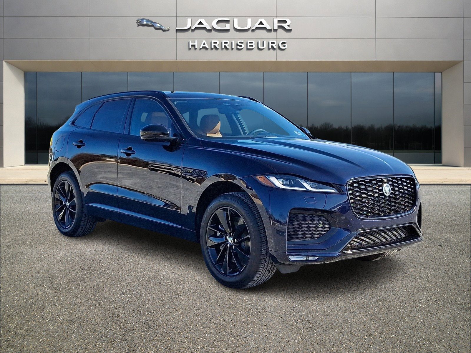 New 2026 Jaguar F-PACE R-Dynamic S image 3