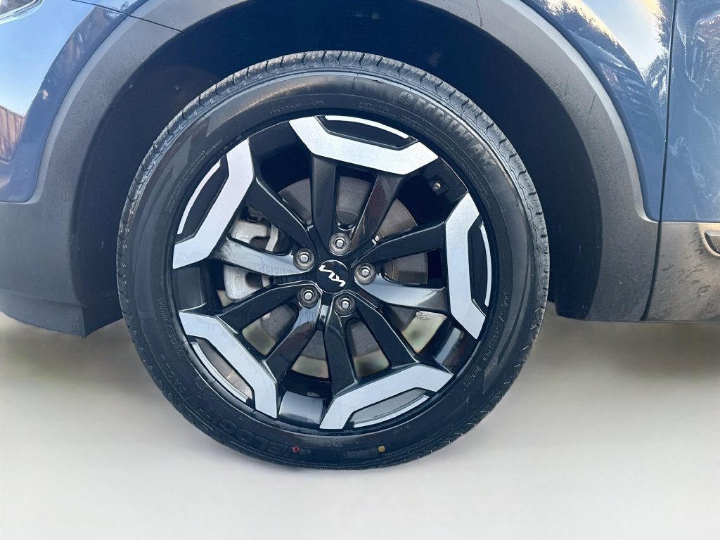 Certified 2024 Kia Telluride S w/ S Sunroof Package AWD/4WD image 38