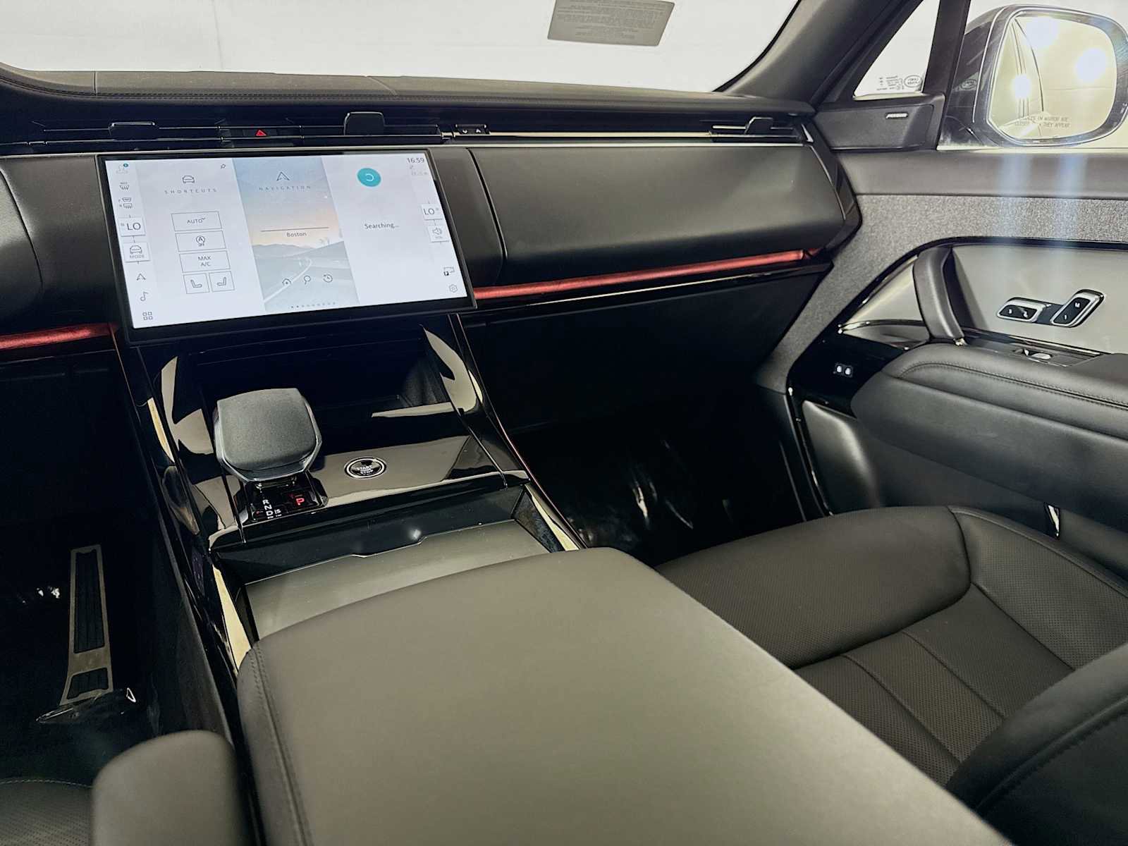 Used 2024 Land Rover Range Rover Sport Dynamic SE image 24