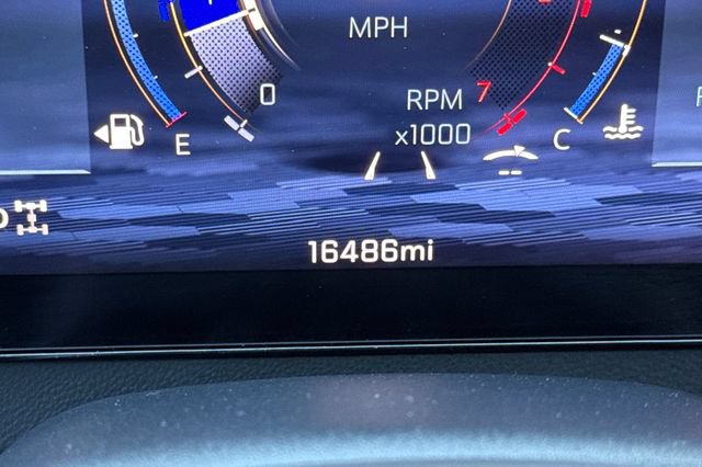 Used 2024 Chevrolet Traverse Z71 w/ LPO, Cargo Package AWD/4WD image 43