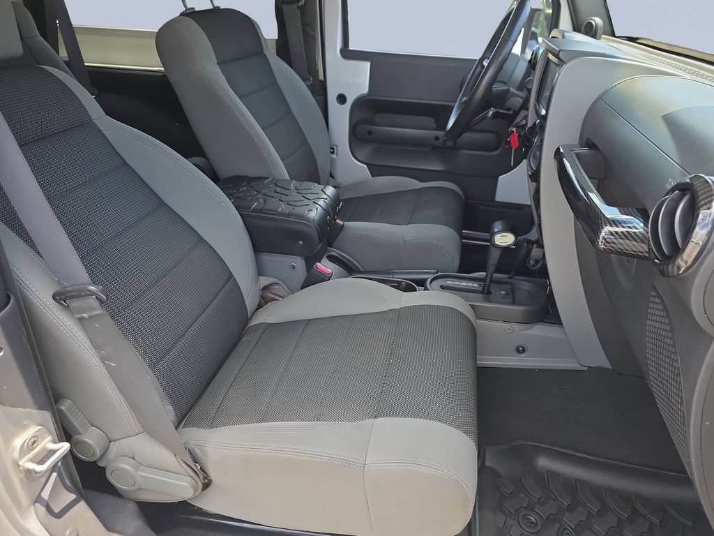 Used 2007 Jeep Wrangler X AWD/4WD image 19