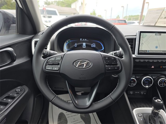 New 2025 Hyundai Venue Limited image 11
