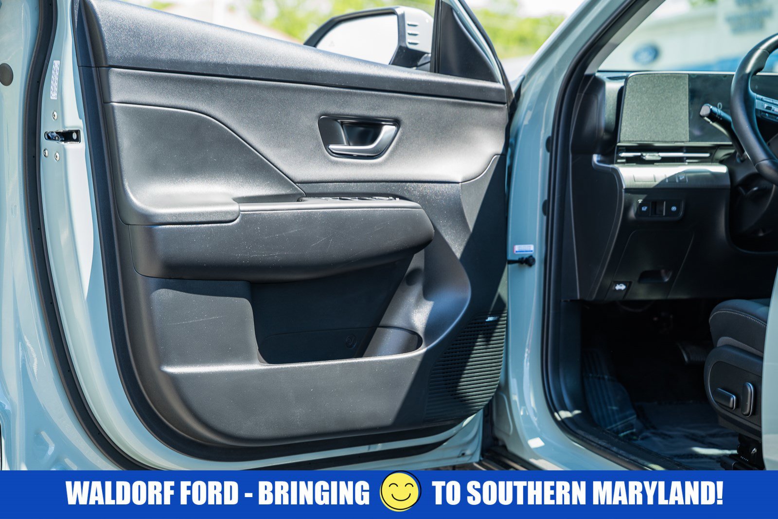Used 2024 Hyundai Kona Limited AWD/4WD image 45