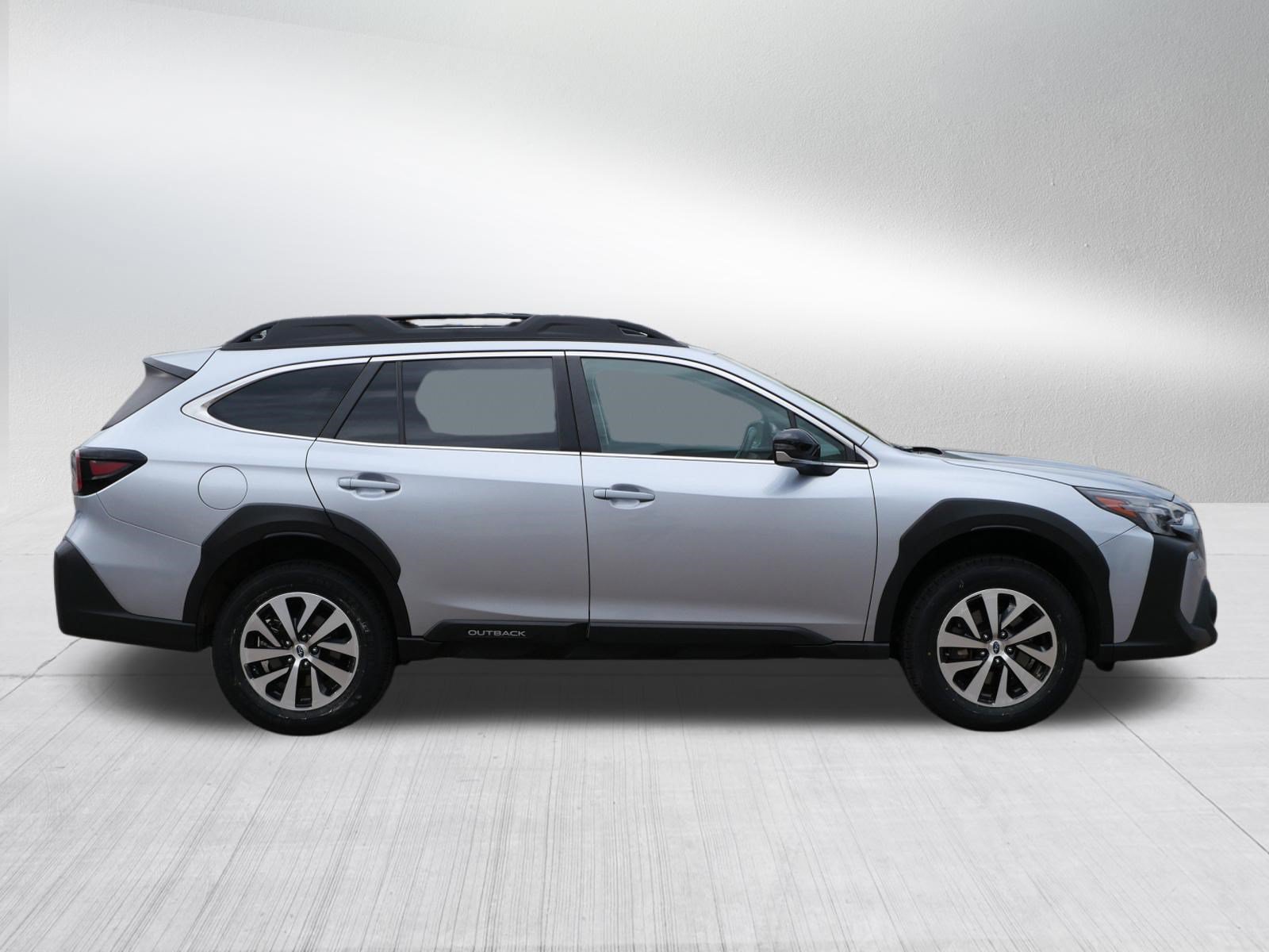 Used 2024 Subaru Outback Premium AWD/4WD image 8