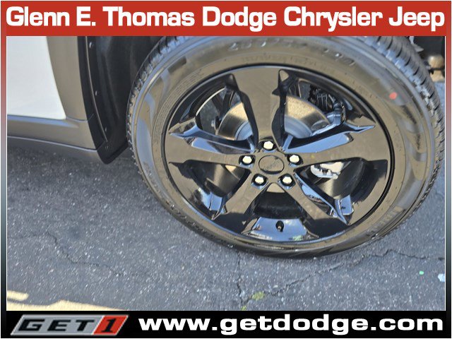 New 2026 Jeep Grand Cherokee Limited RWD image 7